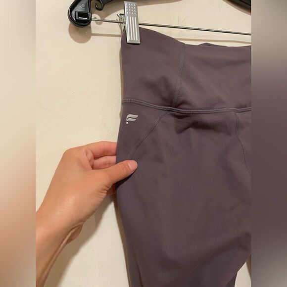 Bundle Of Leggings Fabletics, Gym Shark - Picture 4 of 16